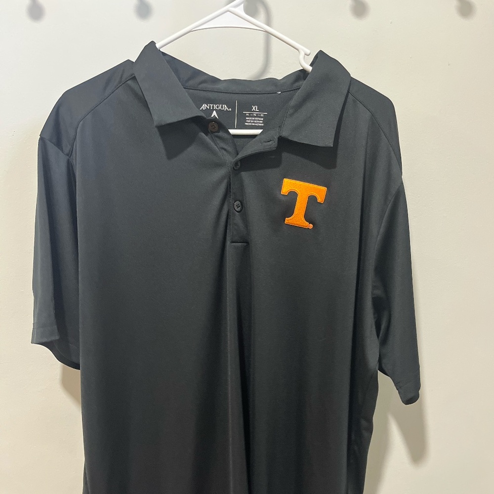 Antigua Tennessee Volunteers Polo – Black (Embroidered Logo, Size XL)